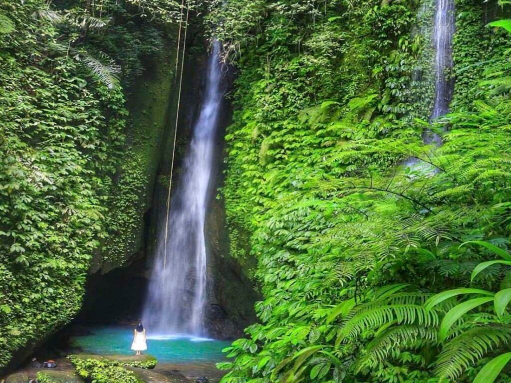 eke-leke waterfall